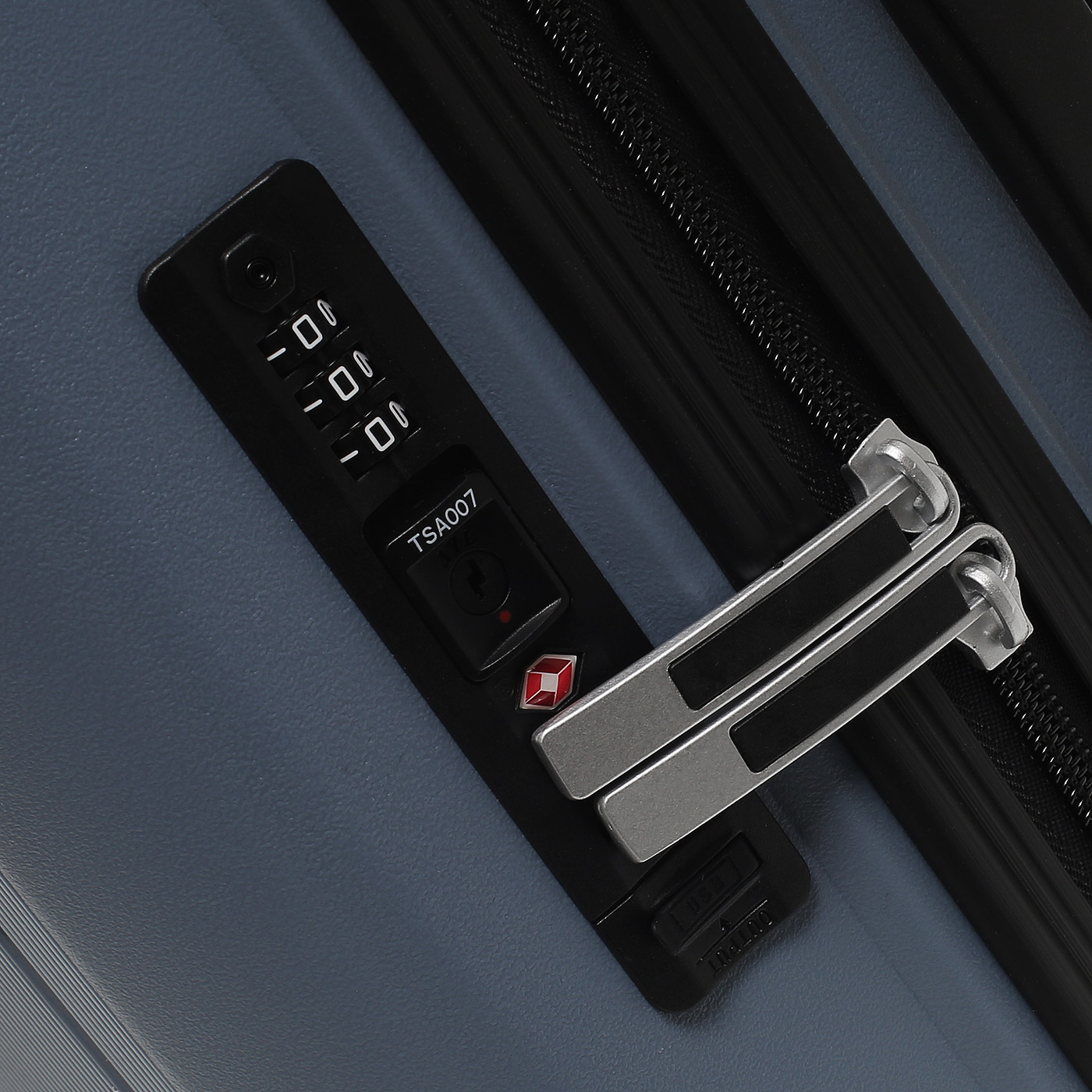 Чемодан маленький S из полипропилена Sun Voyage Elite