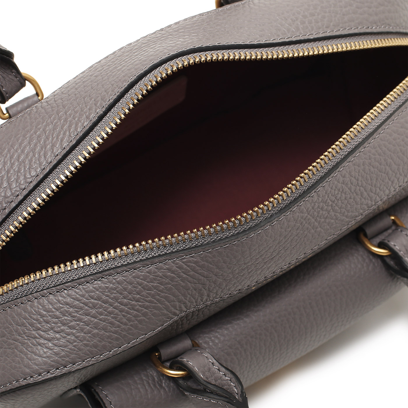 Кожаная сумка Coccinelle Beat Soft