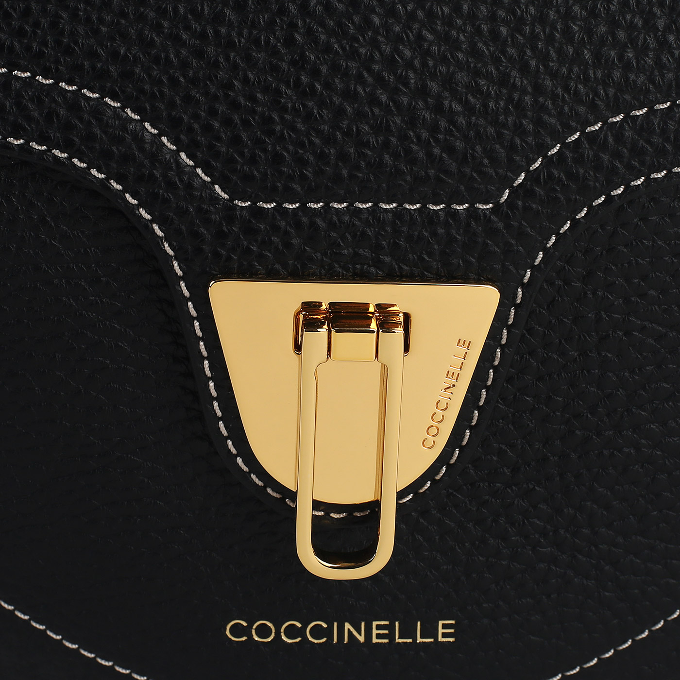 Кожаная сумка Coccinelle Beat New sell