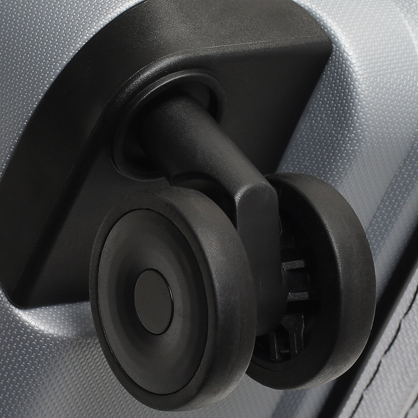 Чемодан средний M из полипропилена Eberhart Link