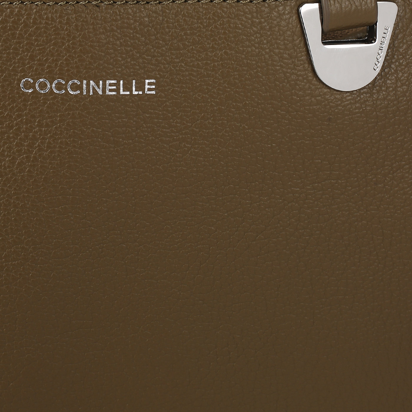 Кожаная сумка Coccinelle Lea