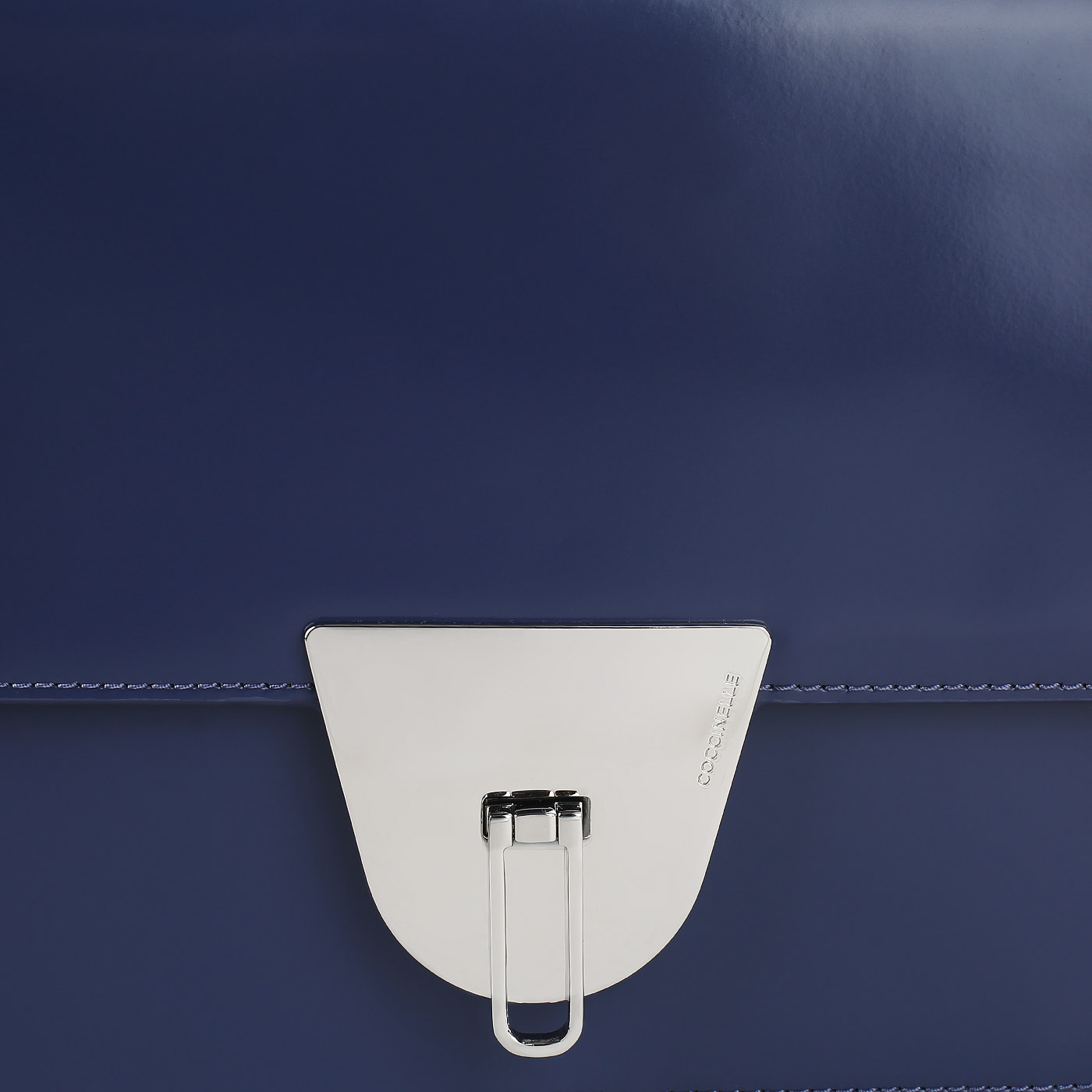 Сумка через плечо Coccinelle CoccinelleNico shiny cal