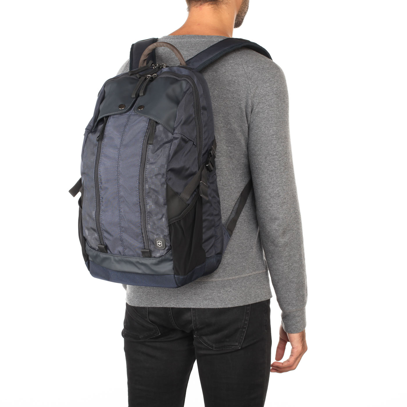 Текстильный рюкзак с отделением для ноутбука Victorinox Altmont 3.0