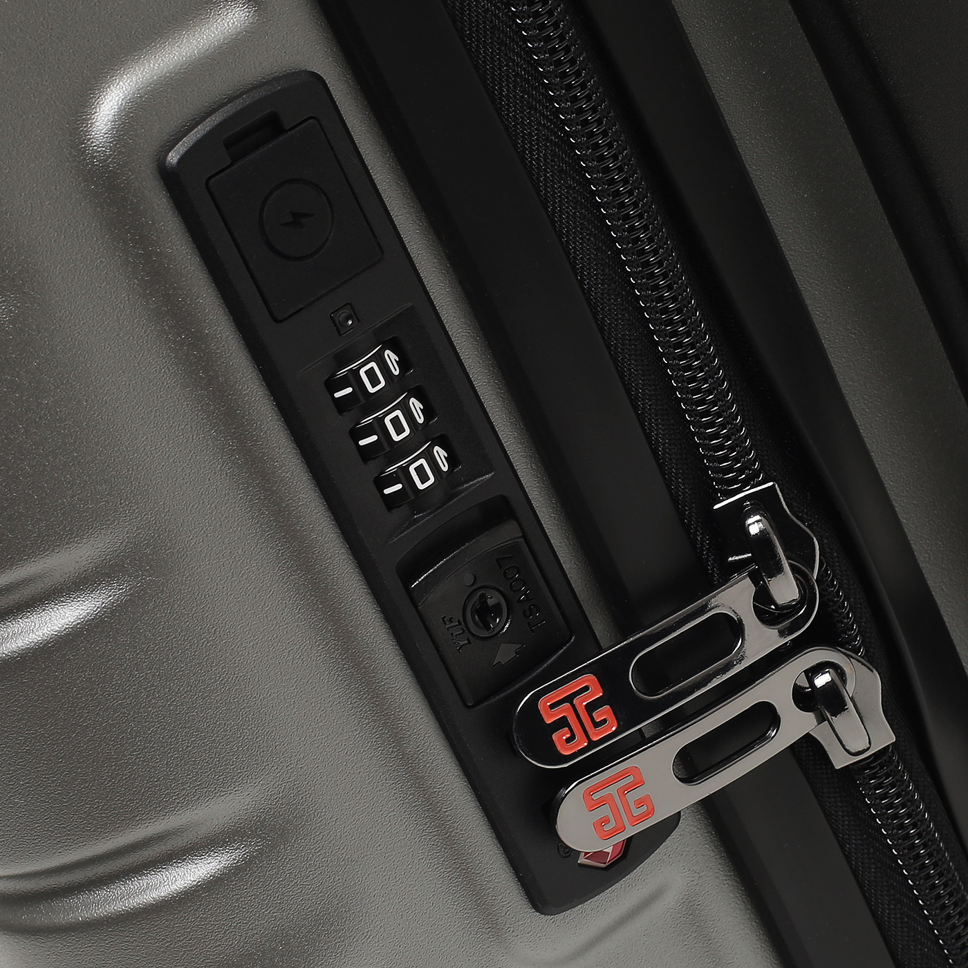 Чемодан маленький S из поликарбоната Eberhart Phantom