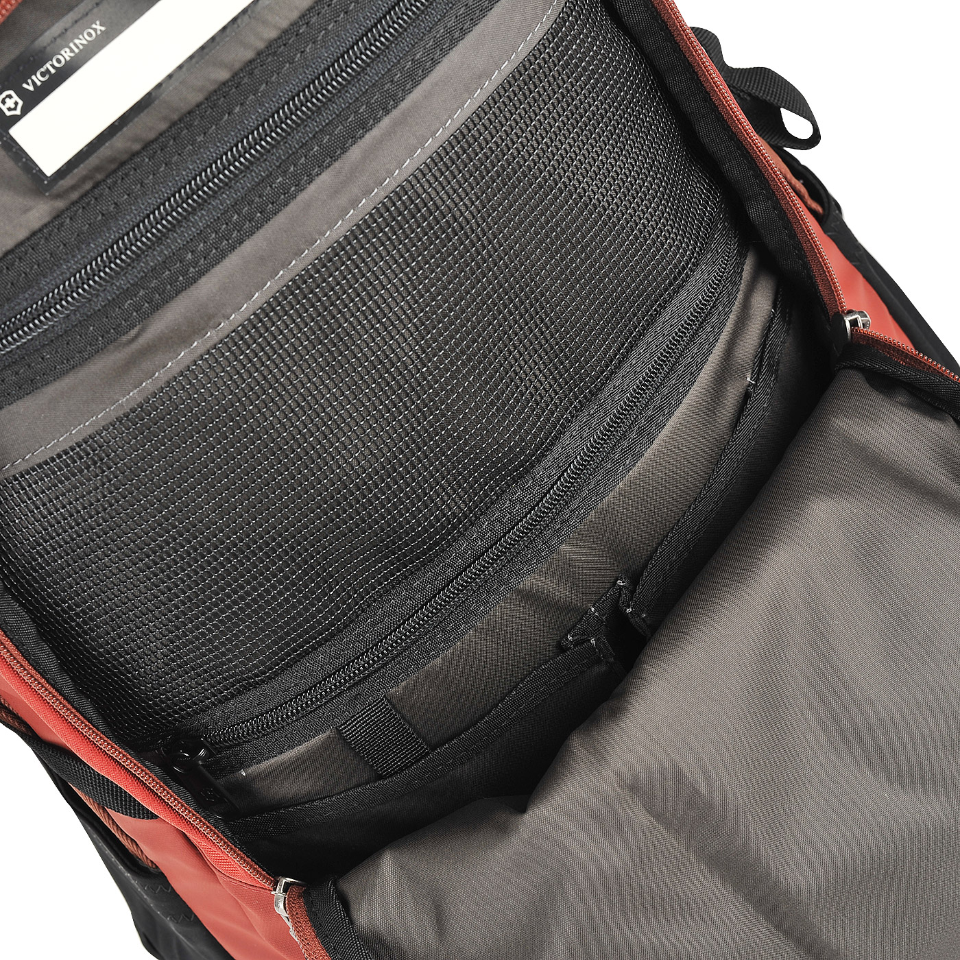 Вместительный тканевый рюкзак Victorinox Altmont 3.0