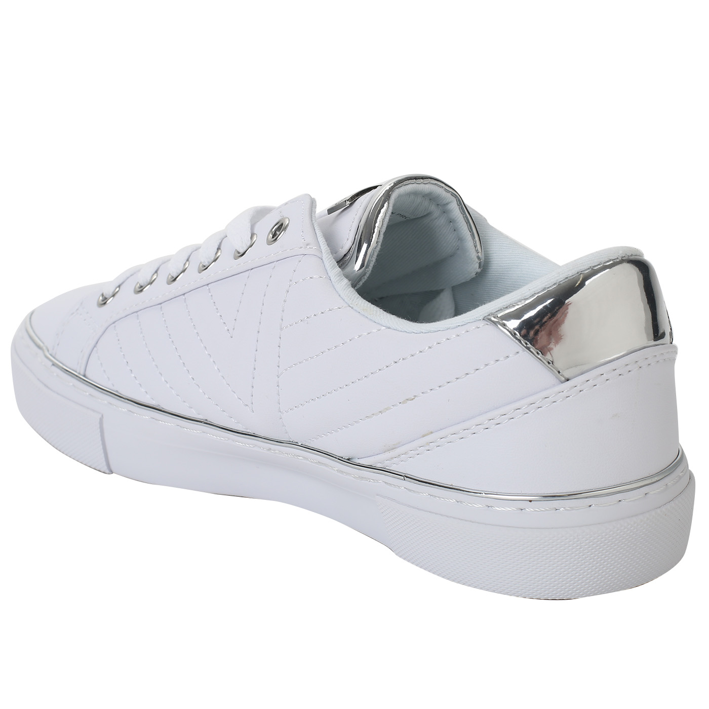 Озон кроссовки кеды. Кроссовки Гесс женские. Кроссовки guess 81 белые женские Ancie. Кеды Гесс женские. Кроссовки guess los Angeles мужские.